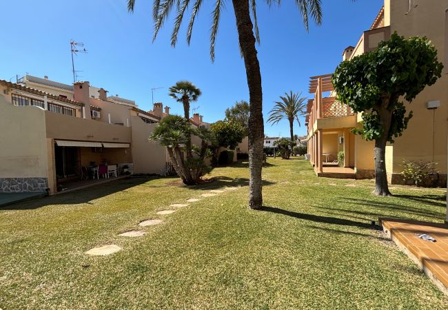 Appartement in Denia - Appartement op 400 m van het strand 'Les Marines'