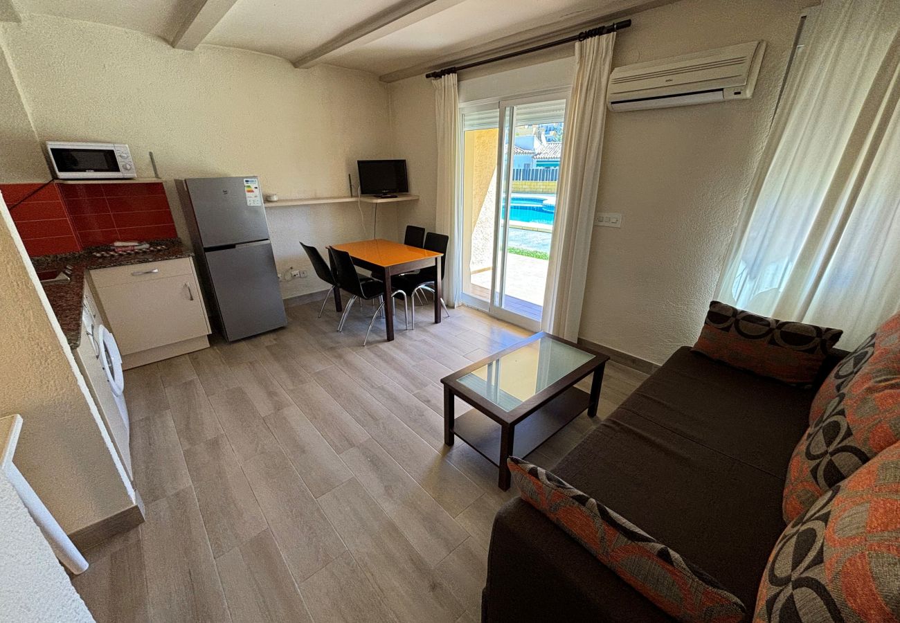 Appartement in Denia - Appartement op 400 m van het strand 'Les Marines'