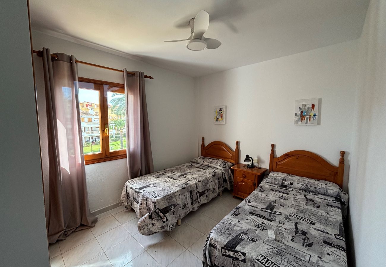 Appartement in Denia - En primera linea de la playa de Las Marinas