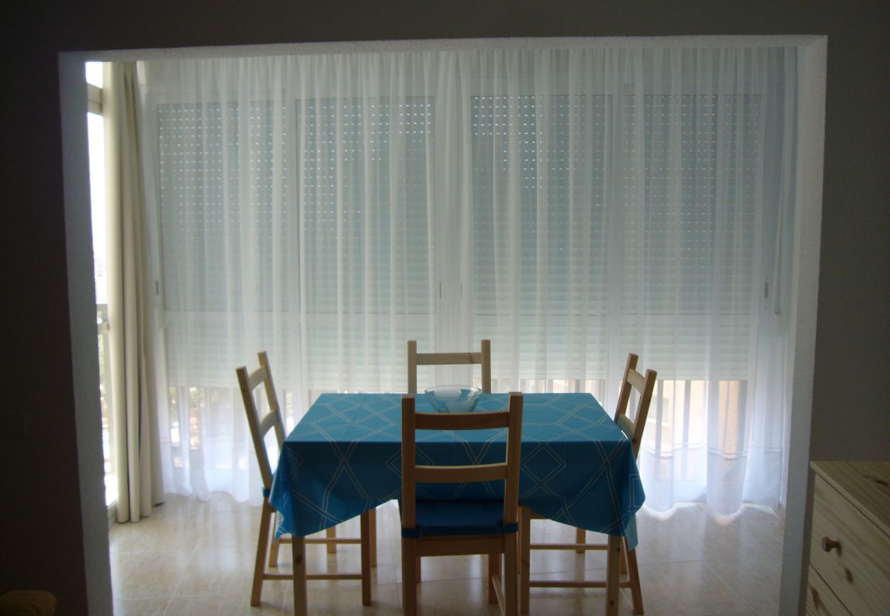 Appartement in Benidorm - ACACIAS 4 (º SLAAPKAMER)