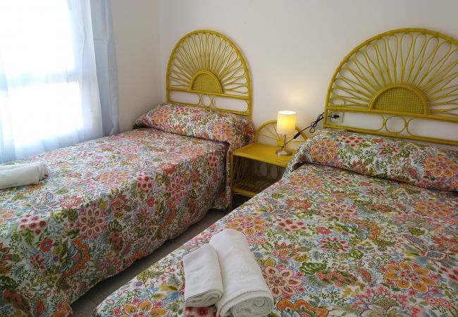 Appartement in Denia - Apartamento Bahia de Denia primera linea de playa Appartement in Denia - Apartamento Bahia de Denia primera linea de playa