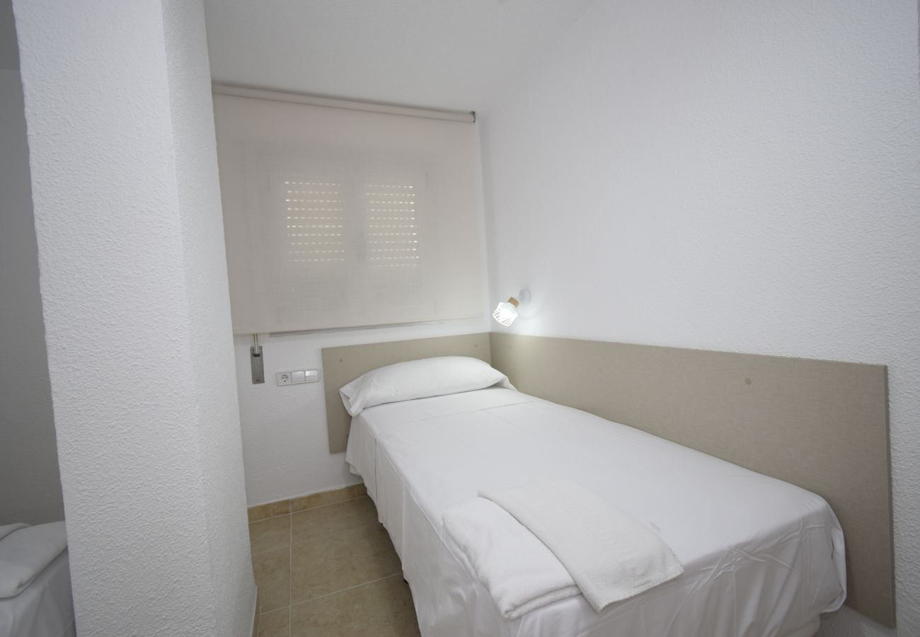 Appartement in Benidorm - MAR Y VENT  2D (4 BEDROOMS)