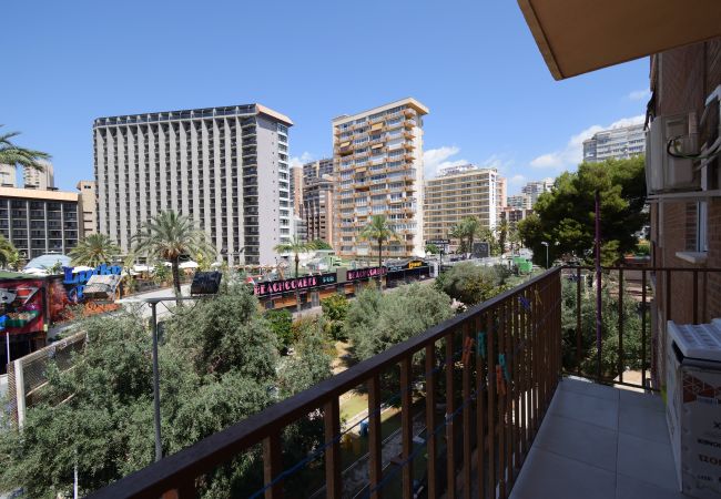  in Benidorm - OCEAN 3 -  PLUS (2 SLAAPKAMERS)