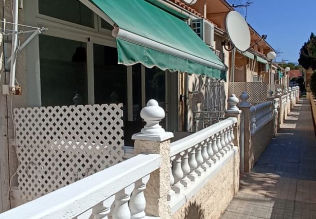 Rijhuis in Benidorm - LA SIESTA (2 SLAAPKAMMER) Rijhuis in Benidorm - LA SIESTA (2 SLAAPKAMMER)