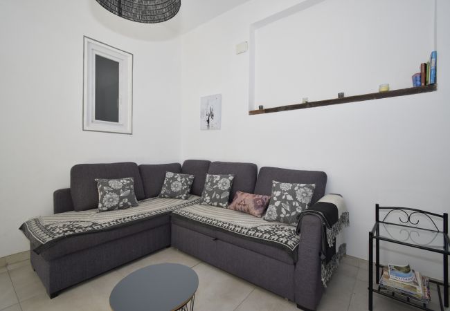 Rijhuis in Benidorm - LA SIESTA (2 SLAAPKAMMER) Rijhuis in Benidorm - LA SIESTA (2 SLAAPKAMMER)