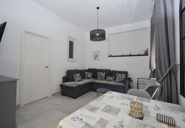 Rijhuis in Benidorm - LA SIESTA (2 SLAAPKAMMER) Rijhuis in Benidorm - LA SIESTA (2 SLAAPKAMMER)