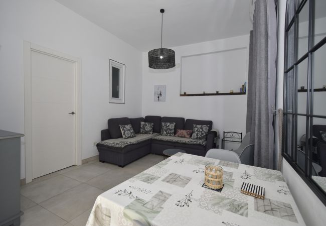 Rijhuis in Benidorm - LA SIESTA (2 SLAAPKAMMER) Rijhuis in Benidorm - LA SIESTA (2 SLAAPKAMMER)