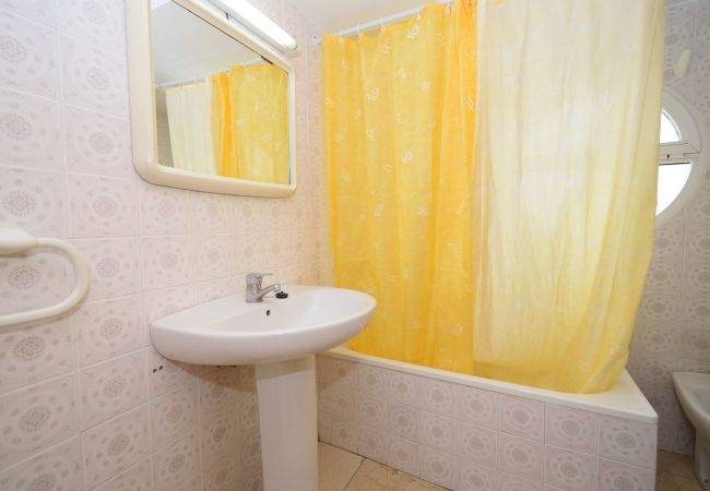 Appartement à Benidorm - LOS CABALLOS (APPARTEMENT AVEC 1 CHAMBRE) Appartement à Benidorm - LOS CABALLOS (APPARTEMENT AVEC 1 CHAMBRE)
