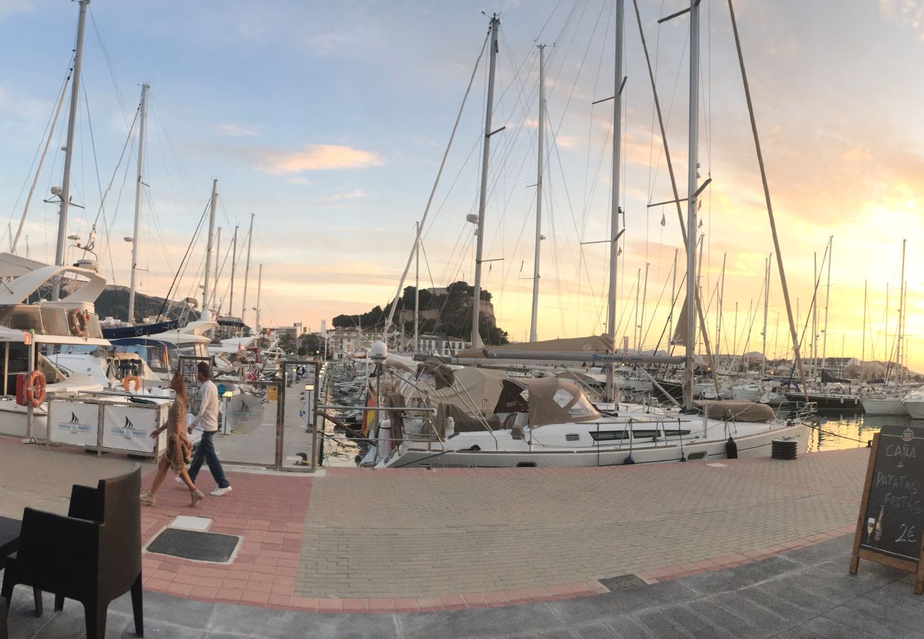 Appartement à Denia - Appartement spacieux dans l'urbanisation avec piscine et parking