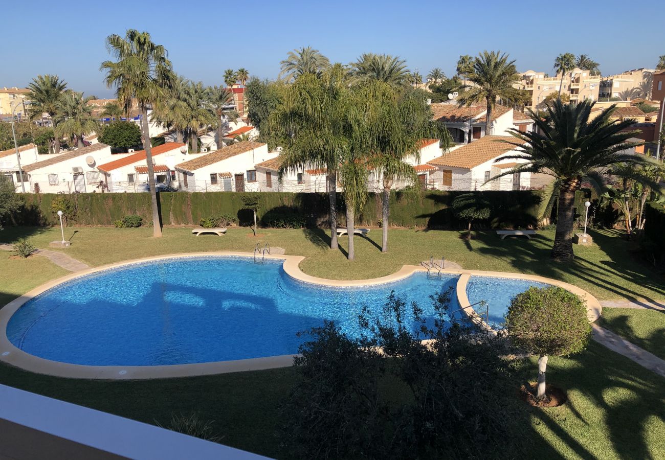 Appartement à Denia - Appartement spacieux dans l'urbanisation avec piscine et parking