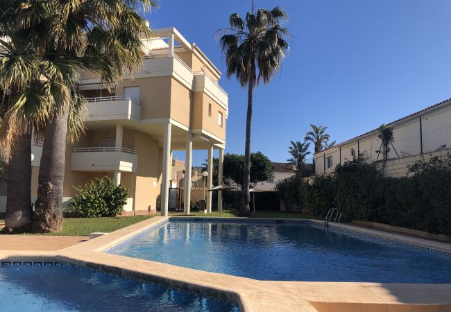 Appartement à Denia - A 50 metros de la playa de Las Marinas -El Faro Appartement à Denia - A 50 metros de la playa de Las Marinas -El Faro