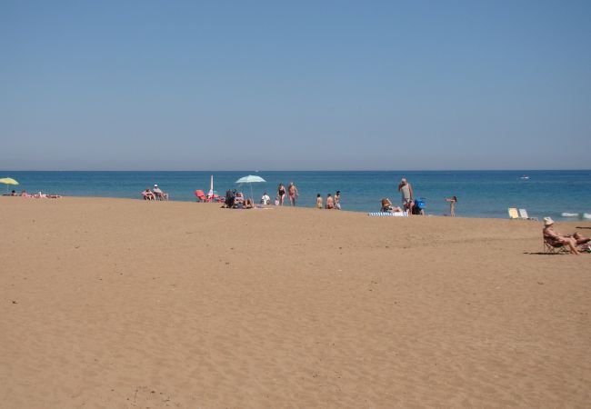 Appartement à Denia - Appartement idéal pour les familles avec aire de jeux, piscine et jardin Appartement à Denia - Appartement idéal pour les familles avec aire de jeux, piscine et jardin