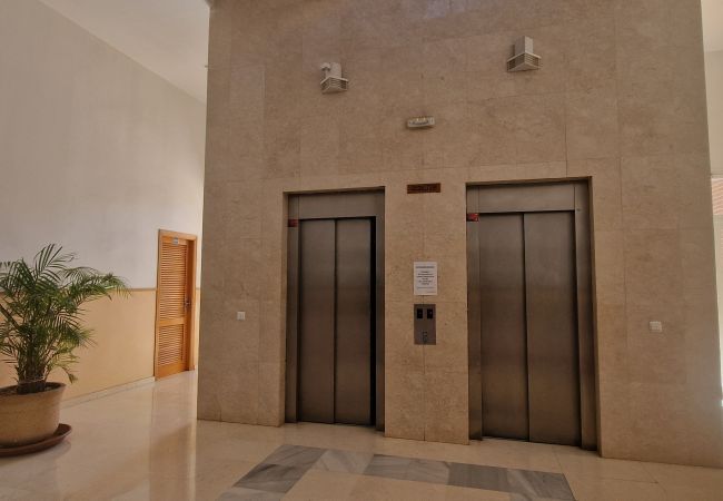 Appartamento a Benidorm - PINTOR ROSALES  (3 CAMERE) Appartamento a Benidorm - PINTOR ROSALES  (3 CAMERE)