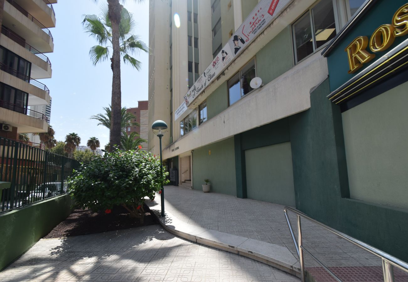 Appartamento a Benidorm - TORRE GERONA ( 2 CAMERE) - 5 PAX