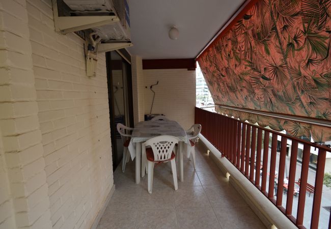 Apartamento em Benidorm - LAS TEJAS (2 QUARTOS)