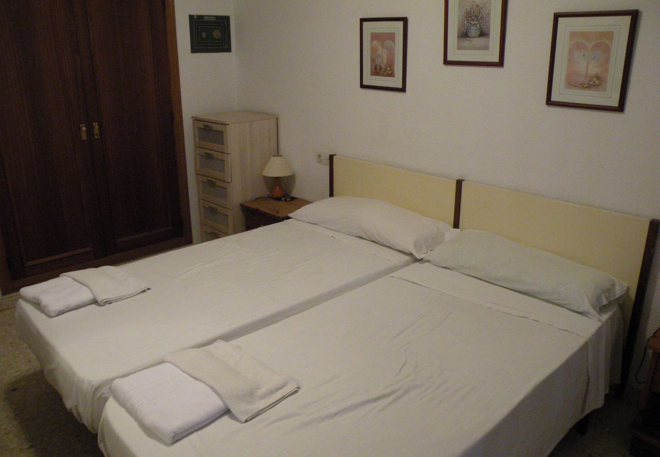 Apartamento em Benidorm - LOS PINOS (1 QUARTO)