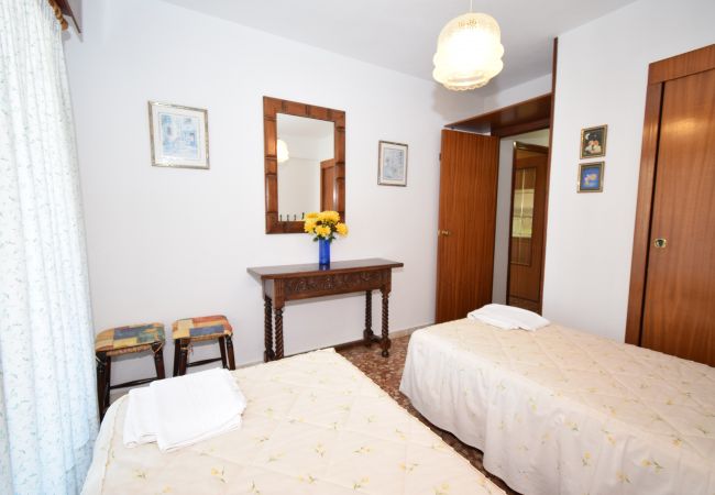 Apartamento em Benidorm - MARISCAL 1 (1 QUARTO) Apartamento em Benidorm - MARISCAL 1 (1 QUARTO)