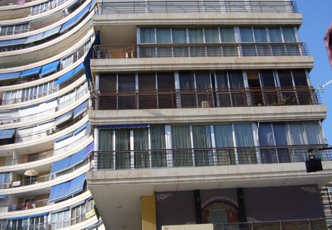 Apartamento em Benidorm - COBLANCA 3 (2 DORMITORIOS) Apartamento em Benidorm - COBLANCA 3 (2 DORMITORIOS)