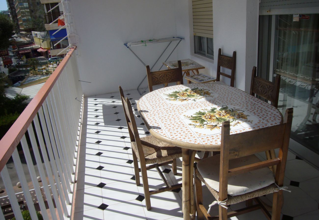 Apartamento em Benidorm - EDIMAR (3 QUARTOS) BENIDORM