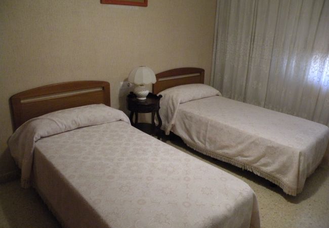 Apartamento em Benidorm - PRINCIPADO CENTRO (4 QUARTOS) Apartamento em Benidorm - PRINCIPADO CENTRO (4 QUARTOS)