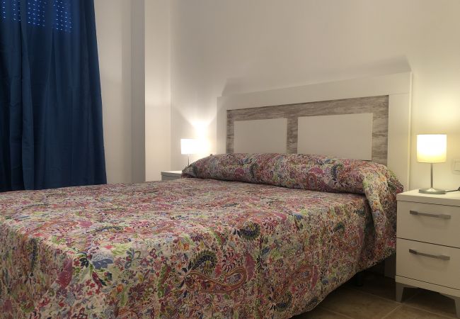 Apartamento em Denia - Apartamento ideal para familiascon parque infantil,piscina y jardin