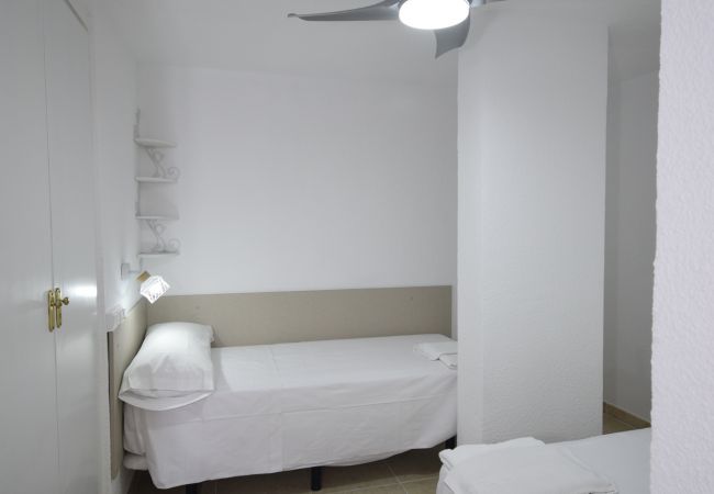 Apartamento em Benidorm - MAR Y VENT  2D (4 QUARTOS) Apartamento em Benidorm - MAR Y VENT  2D (4 QUARTOS)