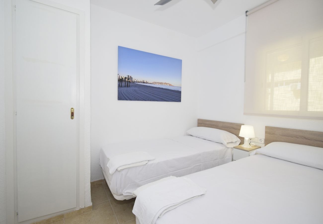 Apartamento em Benidorm - MAR Y VENT  2D (4 QUARTOS)