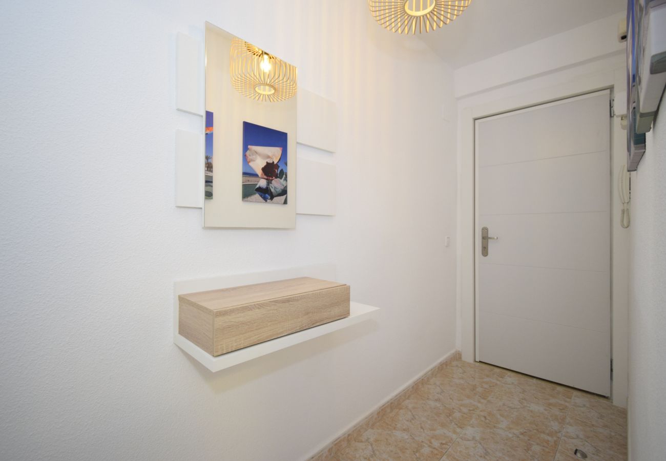 Apartamento em Benidorm - MAR Y VENT  2D (4 QUARTOS)