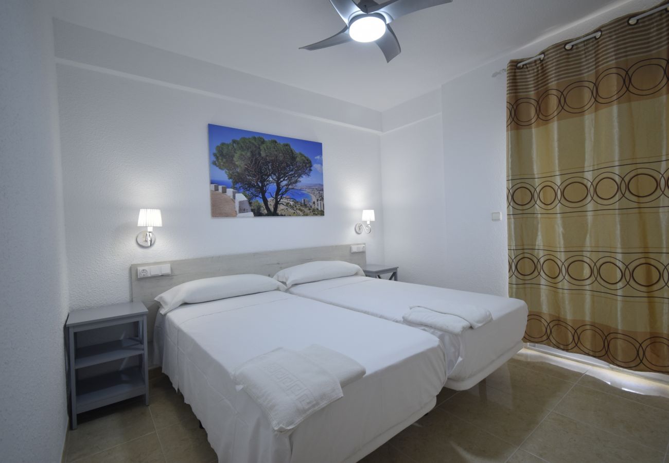 Apartamento em Benidorm - MAR Y VENT  2D (4 QUARTOS)