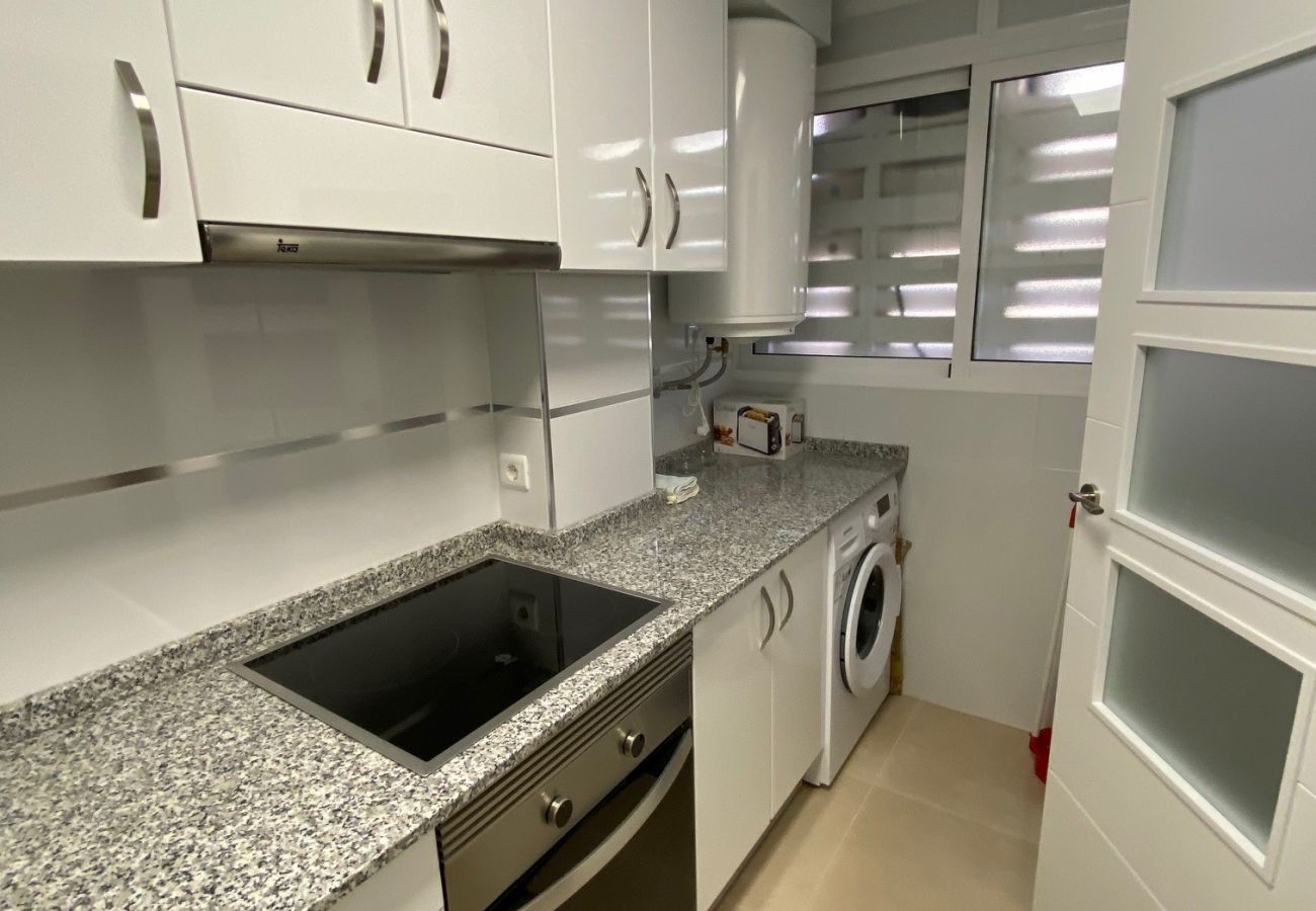 Apartamento em Benidorm - MAR BLAU (3 QUARTOS)