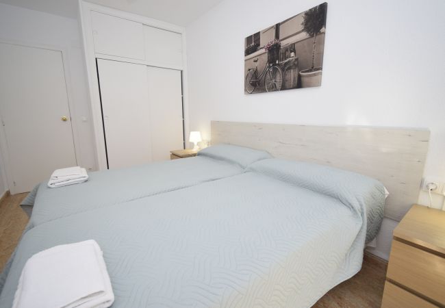 Apartamento em Benidorm - KAROLA (2 QUARTOS) BENIDORM Apartamento em Benidorm - KAROLA (2 QUARTOS) BENIDORM