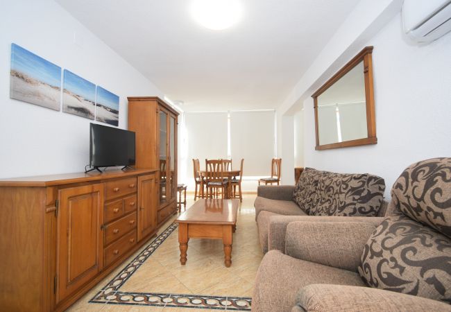 Apartamento em Benidorm - KAROLA (2 QUARTOS) BENIDORM Apartamento em Benidorm - KAROLA (2 QUARTOS) BENIDORM