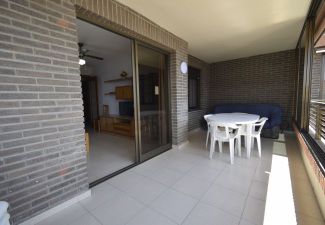 Apartamento em Benidorm - CASTELMAR ( 2 QUARTOS) Apartamento em Benidorm - CASTELMAR ( 2 QUARTOS)