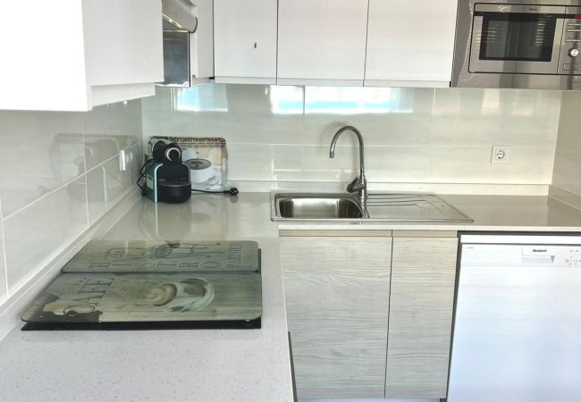 Apartamento em Benidorm - DON PACO (2 QUARTOS) - 4 pessoas Apartamento em Benidorm - DON PACO (2 QUARTOS) - 4 pessoas