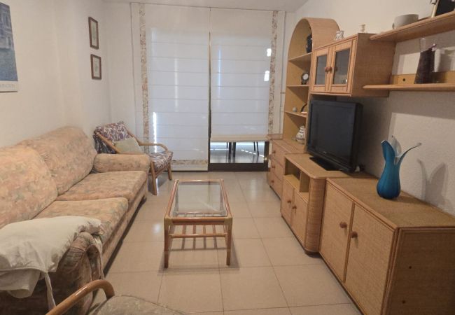 Apartamento em Benidorm - CASTELMAR 1C  (1 QUARTO) Apartamento em Benidorm - CASTELMAR 1C  (1 QUARTO)