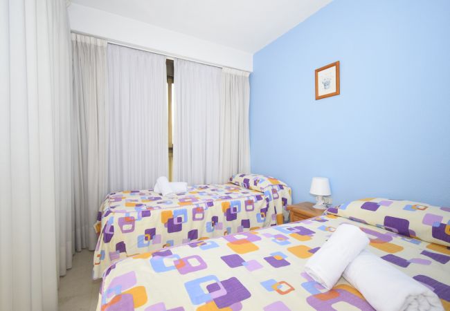 Apartamento em Benidorm - LOS GEMELOS (3 QUARTOS) Apartamento em Benidorm - LOS GEMELOS (3 QUARTOS)
