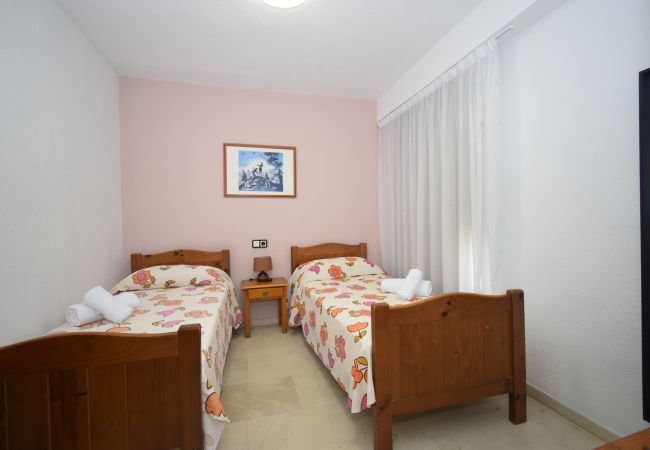 Apartamento em Benidorm - LOS GEMELOS (3 QUARTOS) Apartamento em Benidorm - LOS GEMELOS (3 QUARTOS)