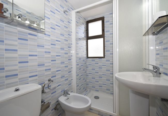 Apartamento em Benidorm - LOS GEMELOS (3 QUARTOS) Apartamento em Benidorm - LOS GEMELOS (3 QUARTOS)
