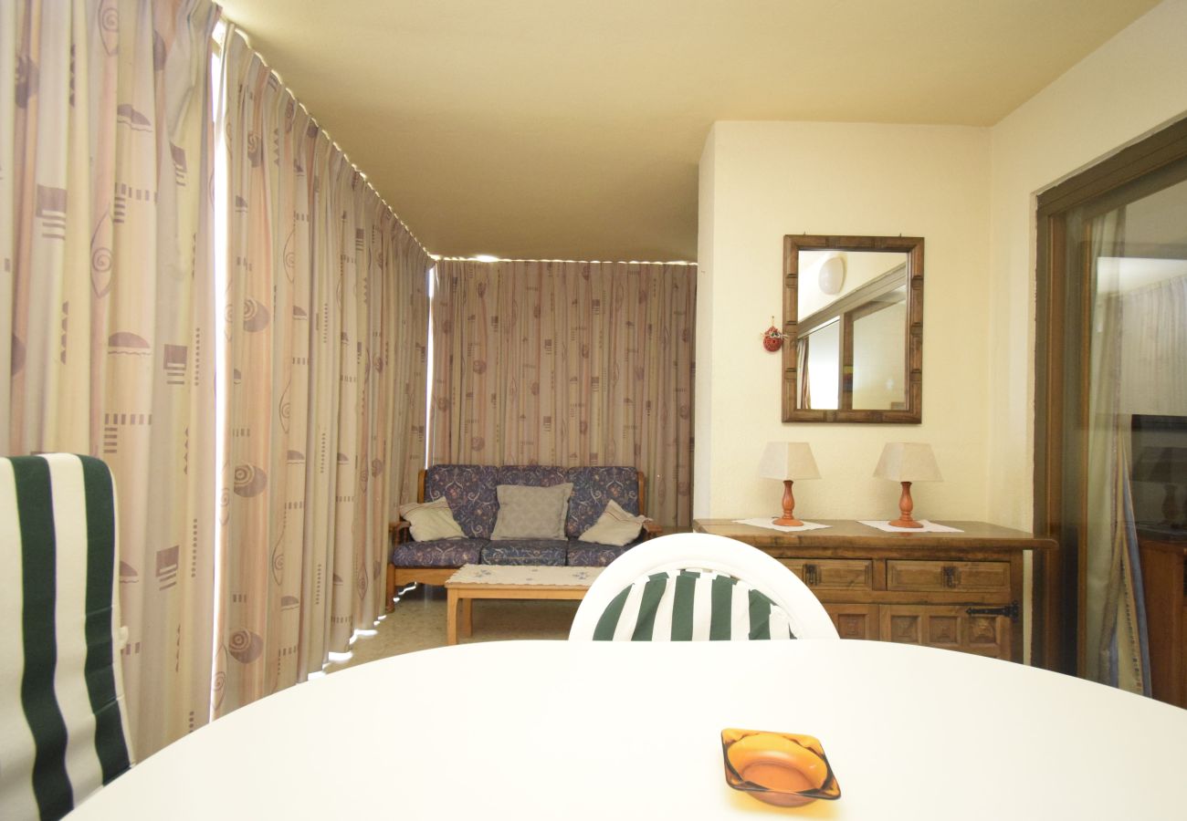Apartamento em Benidorm - CACHIRULO (2 QUARTOS)