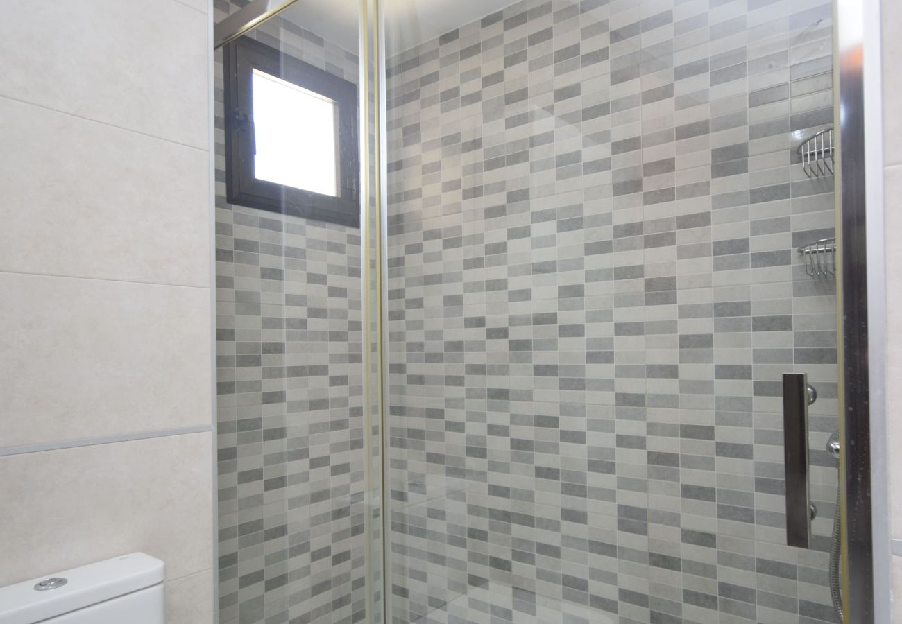 Apartamento em Benidorm - CACHIRULO (2 QUARTOS)