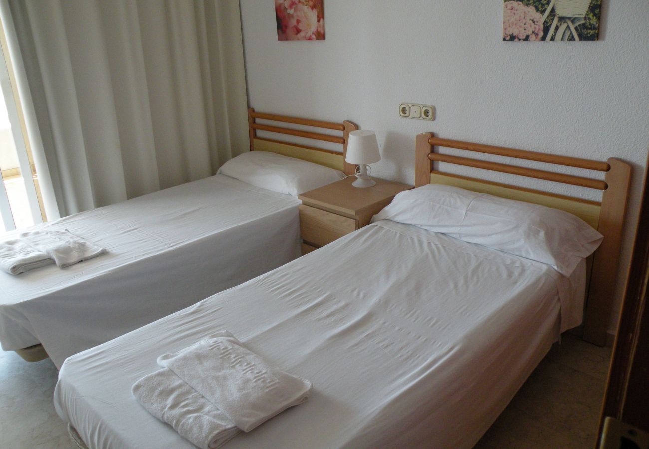 Apartment in Benidorm - TORRE LEVANTE (1 BEDROOM)