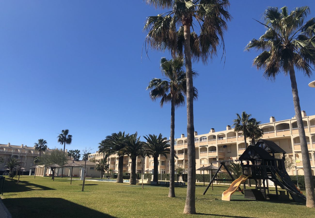 Apartment in Denia - Bahia de Denia beachfront apartment