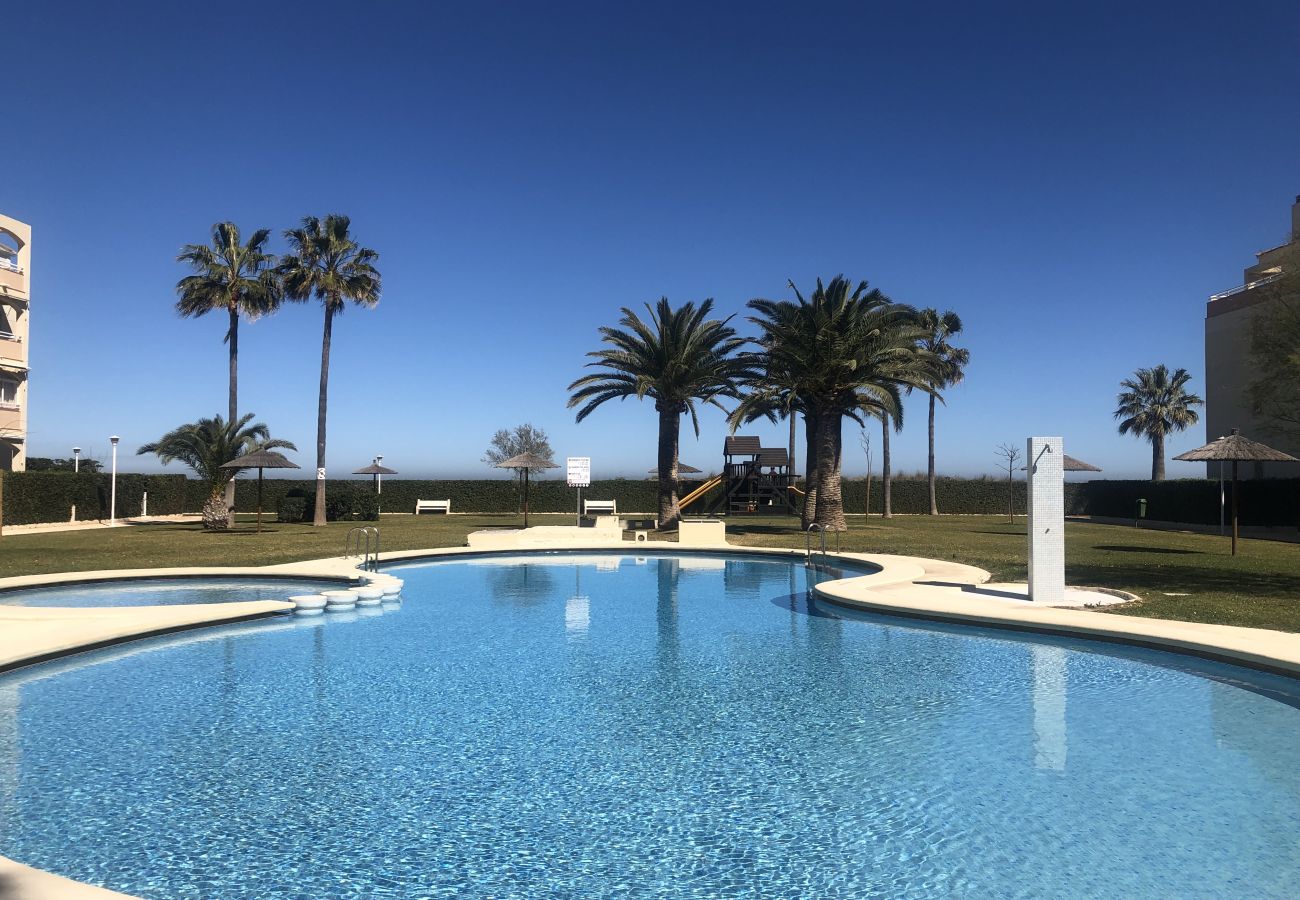 Apartment in Denia - Bahia de Denia beachfront apartment