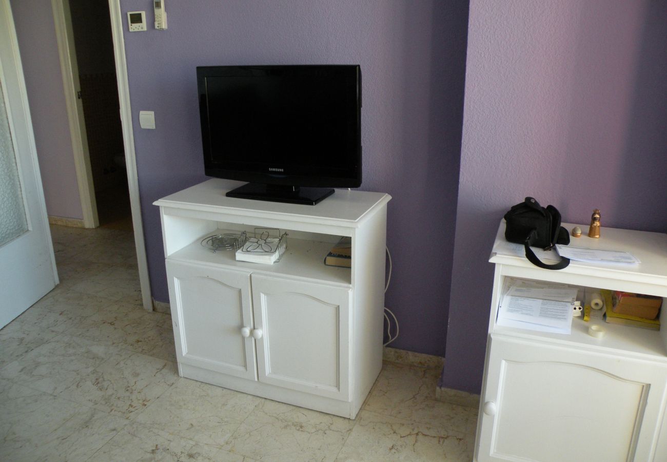 Apartment in Benidorm - EDEN PARK - 5 beds (2 BEDROOMS)