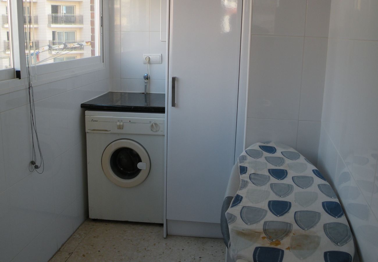 Apartment in Benidorm - EDEN PARK - 5 beds (2 BEDROOMS)