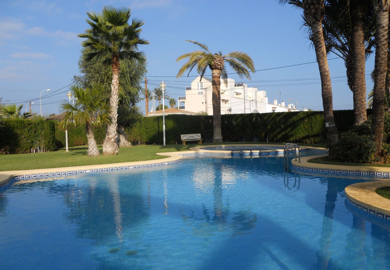 Apartment in Denia - Ideal apartment for families with playground, pool and garden