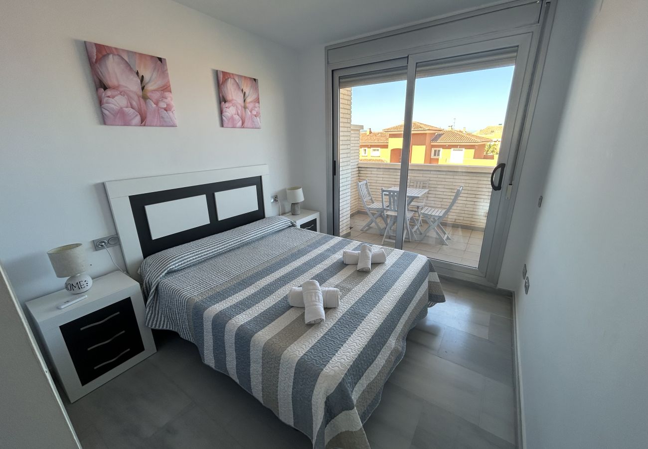 Apartment in Denia - ELE12-3-B