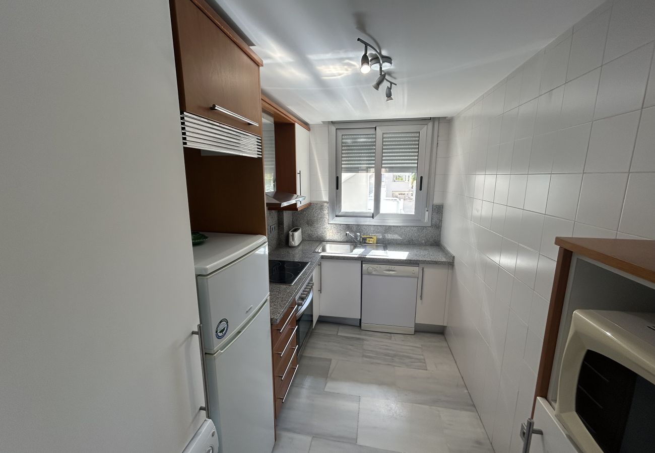 Apartment in Denia - ELE12-3-B