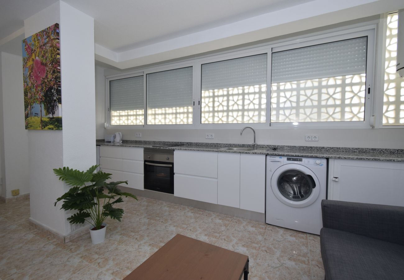 Apartment in Benidorm - MAR Y VENT  (3 BEDROOMS)