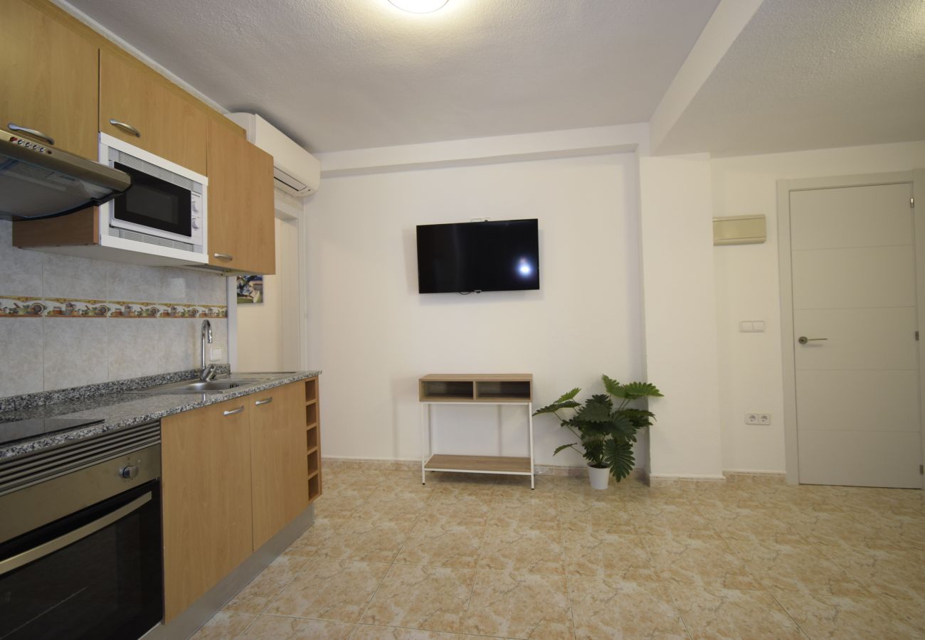 Apartment in Benidorm - MAR Y VENT  2D (4 BEDROOMS)